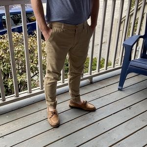 Elwood • Men’s Khaki Joggers • Size 30 • EUC • Relaxed Fit • Elastic Ankle